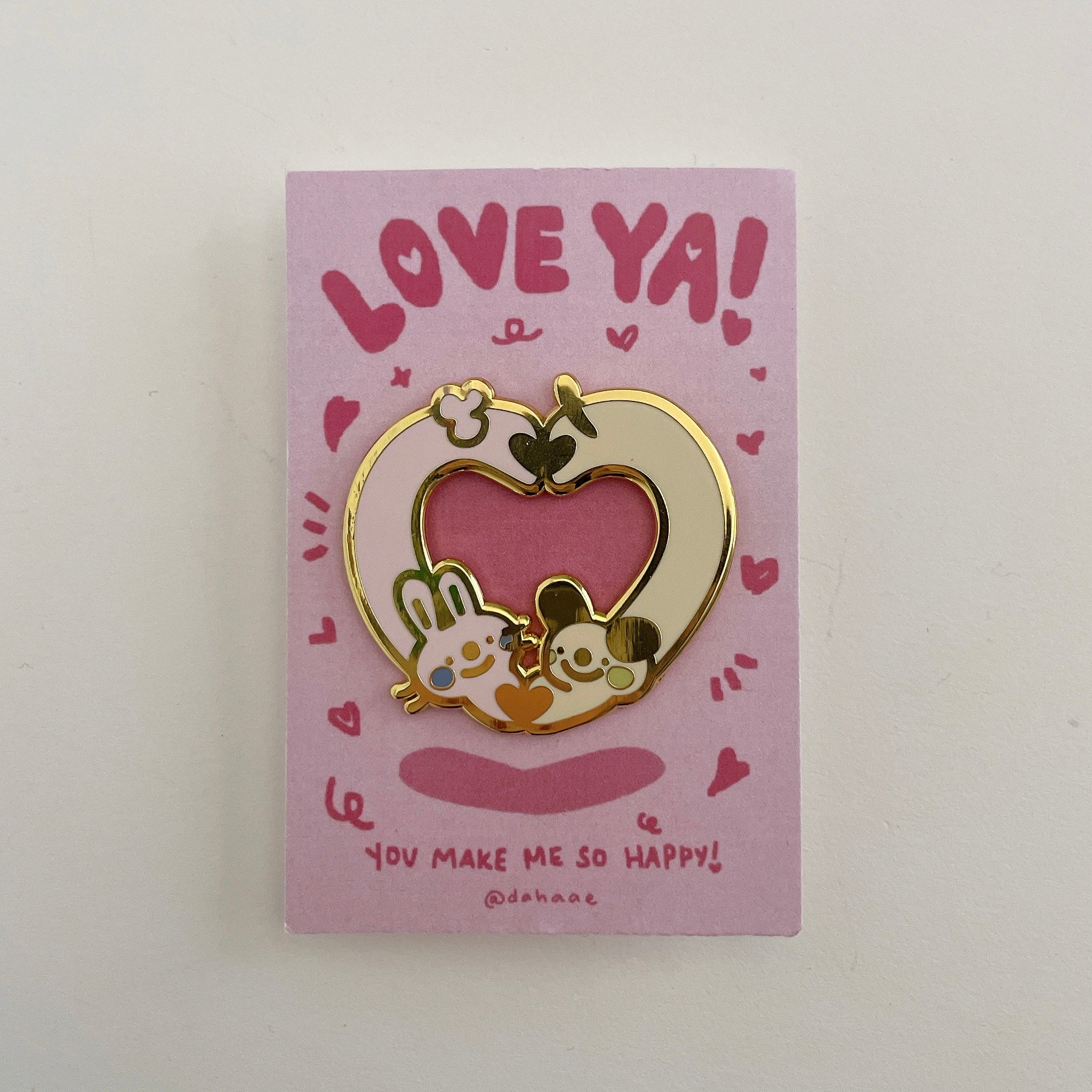 LOVE YA! Pin